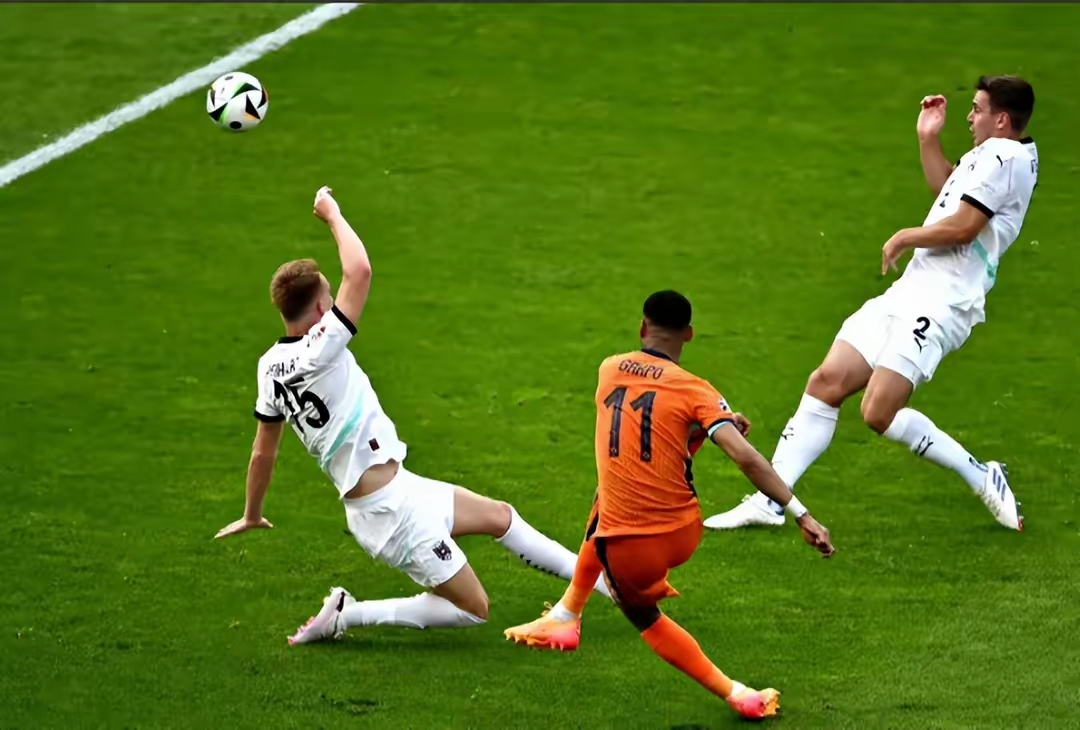 雷火电竞合作-包含波兰队完胜法国队，奥恰洛夫状态火热的词条